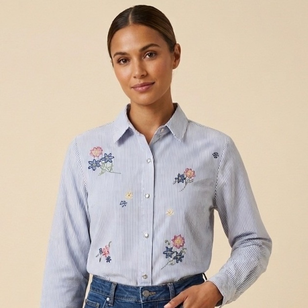 Alfred Dunner Blue White Pinstripe Floral Embroidered Button Down Shirt Size 8